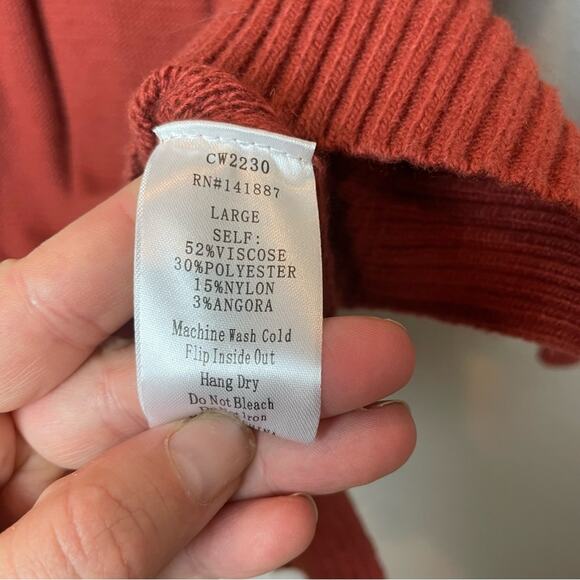 BNWT! TCEC Gretchen Off the Shoulder Ruffle Sweater in Brick Size L - Picture 6 of 8